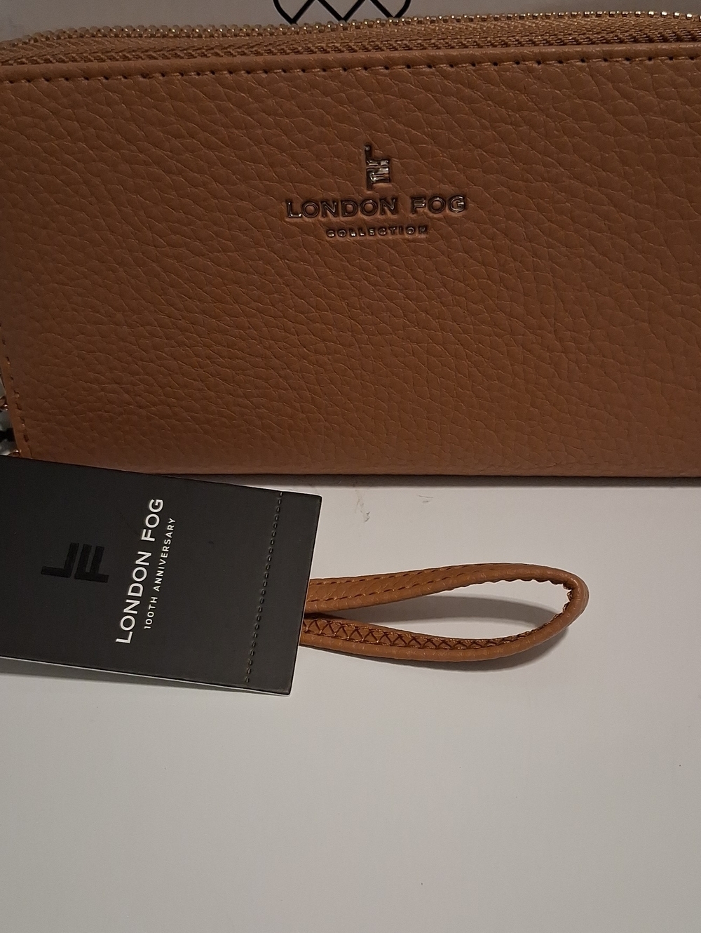 London Fog Tan Pebbled Leather Wristlet Wallet with Strap
